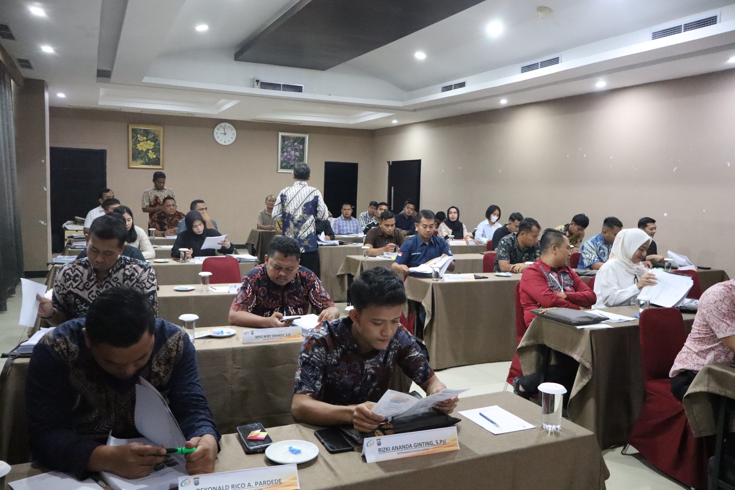 You are currently viewing Pusat Diklat Nasional Selenggarakan Pendidikan, Pelatihan dan Ujian Sertifikasi PBJP Level 1 di Lingkungan Polda Sumatera Utara
